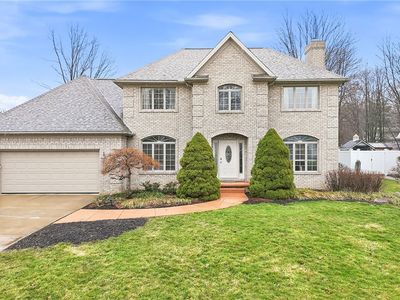 2031 Celestial Dr NE