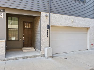 625 N Tyler St #402