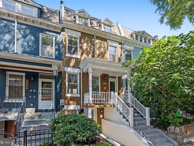 721 Harvard St NW