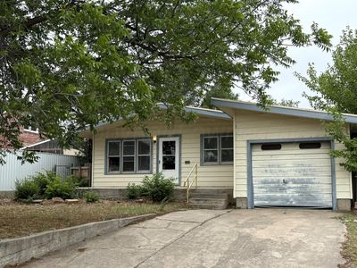 911 Duncan St