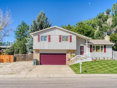 3210 Sutherland Dr