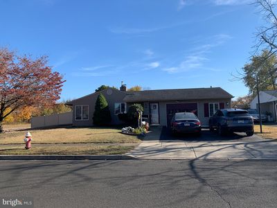 58 Locust Ln