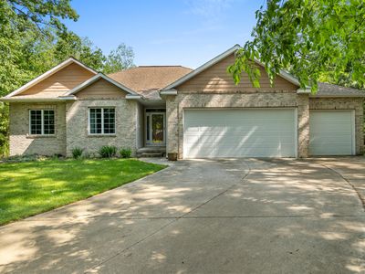 1995 Shining Tree Dr NE