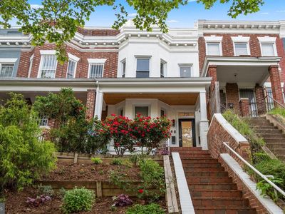 731 Fairmont St NW FLOOR 2