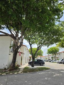 13407 SW 62nd St APT 1