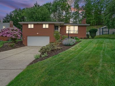 1498 Parkview Dr