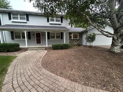 W330N5570 Linden CIRCLE E E