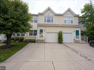 51 Versailles Blvd