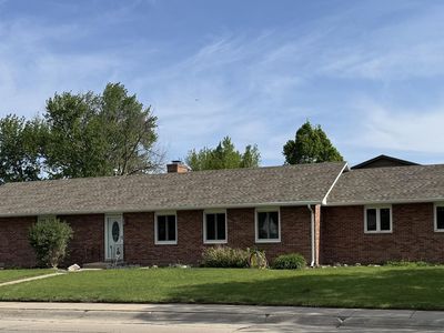 2120 SUNSET DR.