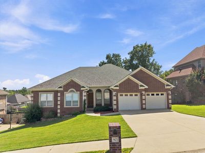 9425 Journey Dr