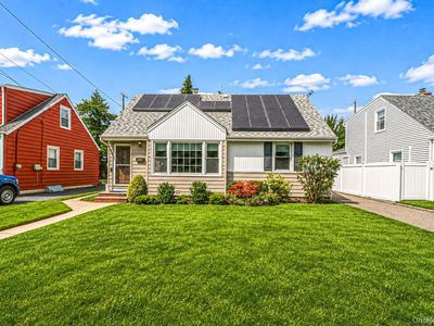 190 Albertson Place