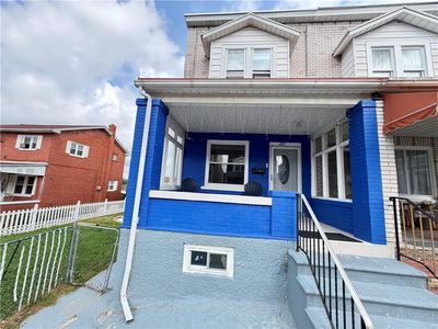 227 E Elm St