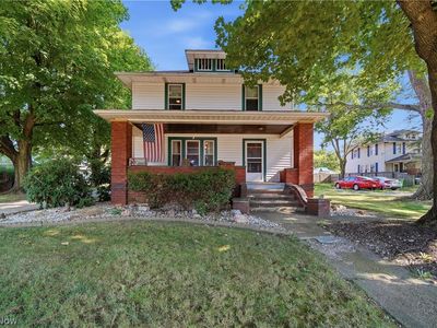 2518 Main Ave W