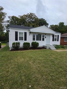 Property at 10357 Saint Matthew Ln, Saint Ann, MO