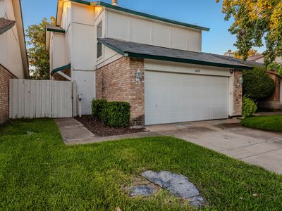 2805 Southern Cross Dr