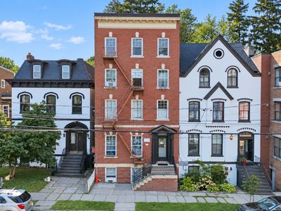 277 Grand St