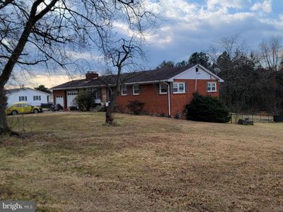 Property at 7628 Huron Dr, Gainesville, VA