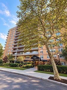 Property at 2650 Ocean Pkwy APT 6E, Brooklyn, NY