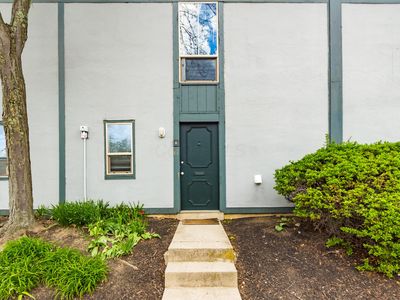 1030 Galliton Ct APT B