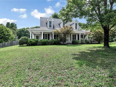 118 Hurst Ave