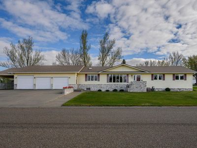 1140 Chestnut Dr