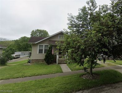 161 E Main St