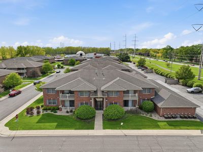 607 Cambridge Ct Unit 1-B