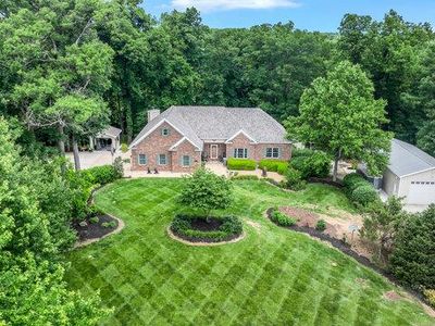 45 Oak Creek Dr