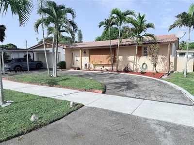 21105 NW Miami Ct