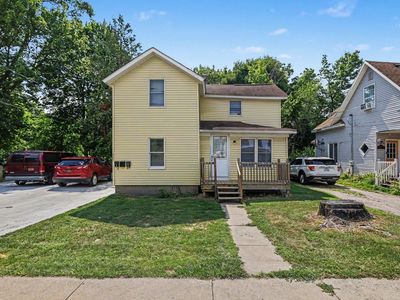 725 N Lake St