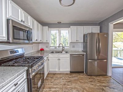 90 Teakwood Rd