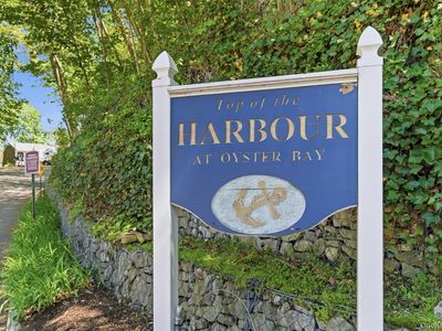 10 Harbour Lane #4B