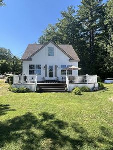 90 Rocky Point Rd