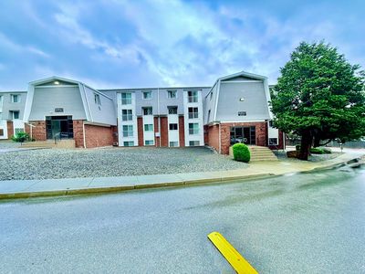 300 Smithfield Rd APT 5-49