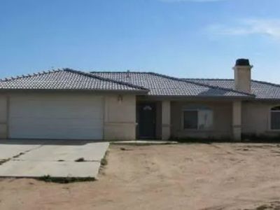 Property at 9286 Nevada Rd, Phelan, CA