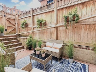 16 Claremont Park APT 1
