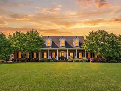 229 Country Cir