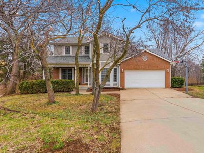 1000 Stratford Cir