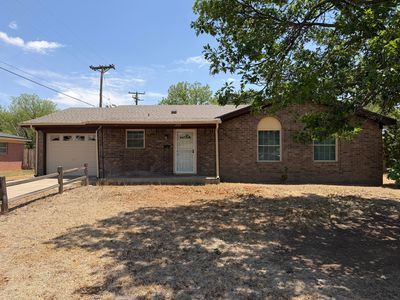 222 NW 11th St