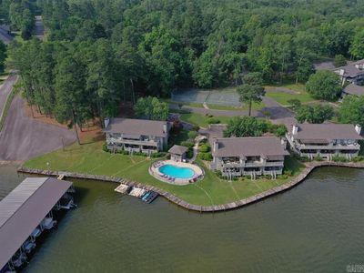 400 Farr Shores Dr APT 1A