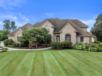 155 St. James CIRCLE