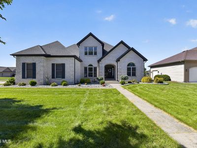 Property at 520 Pine Valley Dr, Bowling Green, OH