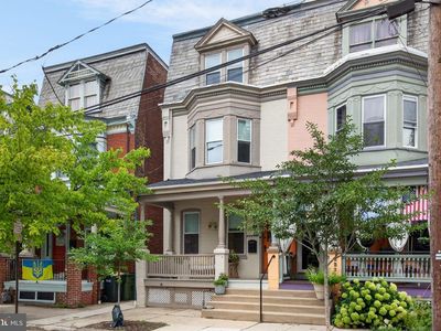 225 Elm St