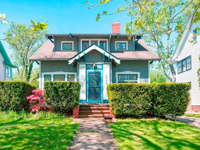 2088 West Blvd