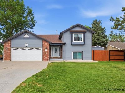 931 Centennial Dr