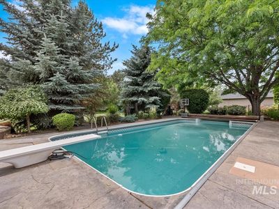 2283 W Stansbury Dr