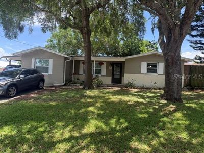 78 Maple Ave