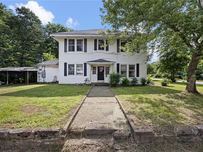 308 W Main St