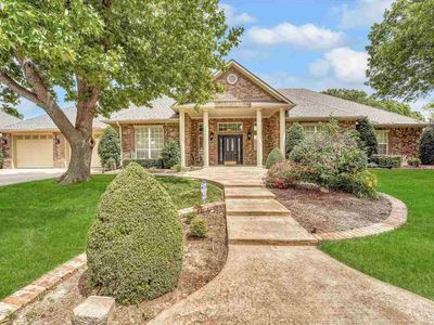 7205 NW Faircloud Dr