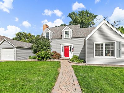 369 N Walnut St